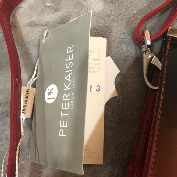 🩸NWT.  PETER KAISER handbag. - Picture 2 of 5
